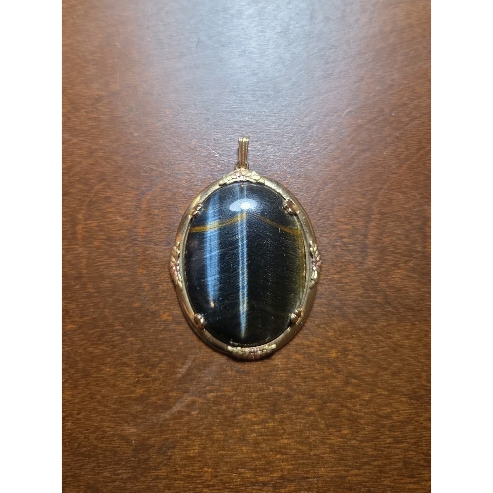 Blackhills Gold Tiger Eye Pendant 2 Inch Oval Gold Tone Leaf Details Necklace